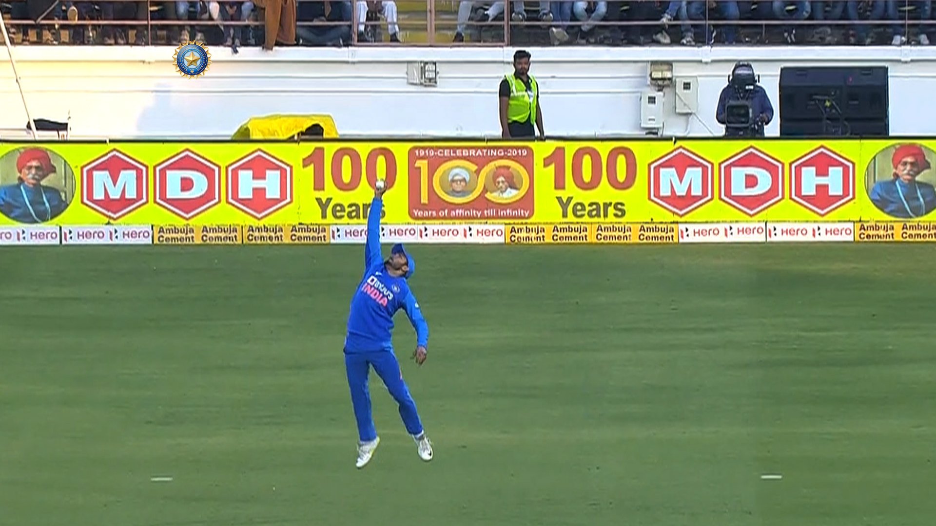 Manish Pandey takes catch